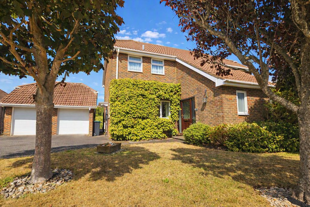 Property photo 1 of 15 Front