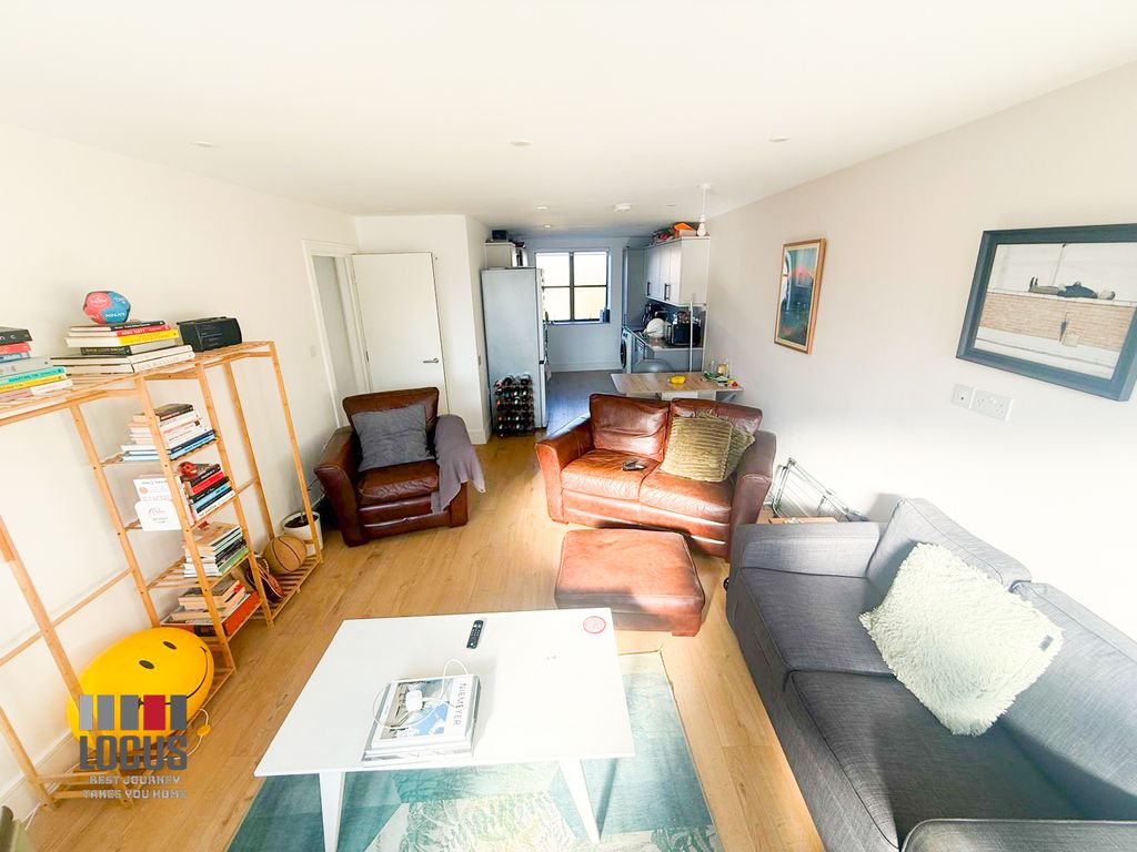Property photo 2 of 11 Photo 2