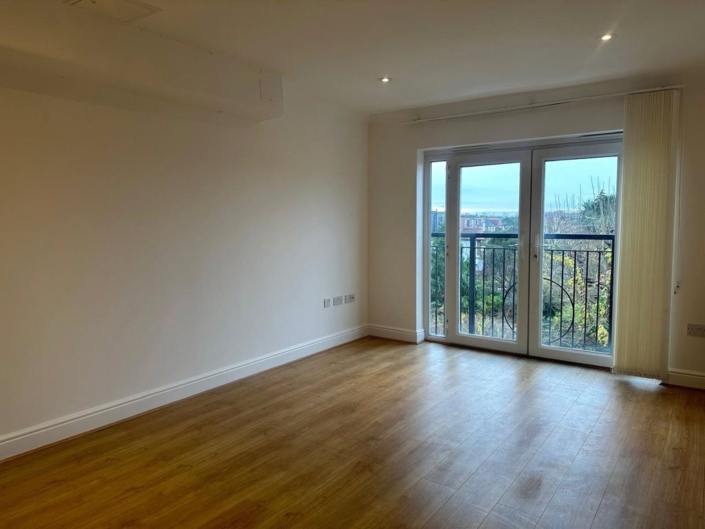 Property photo 2 of 11 Picture No. 04