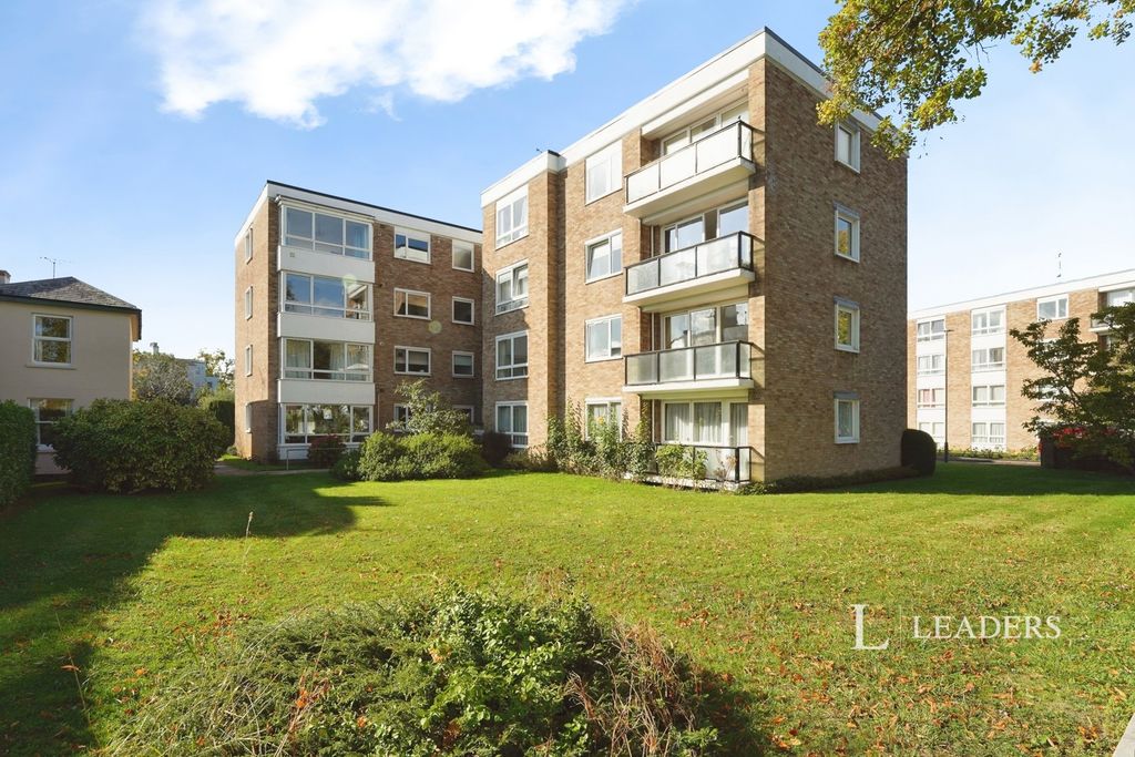 Property photo 1 of 17 Pbox-Img.Jpg