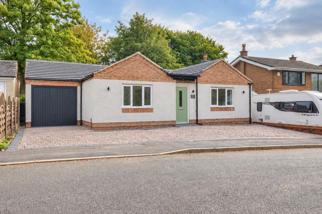Property photo 1 of 15 01Da03Ea-1452-415d-B2F1-E17F84896137.Png