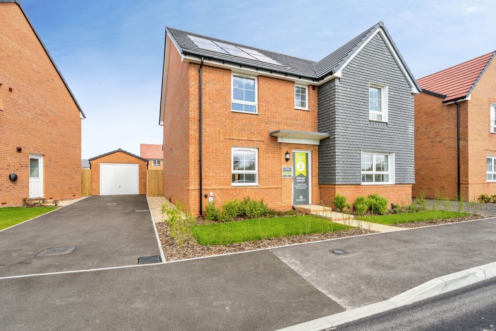 Property photo 1 of 18 Pbox-Img.Jpg