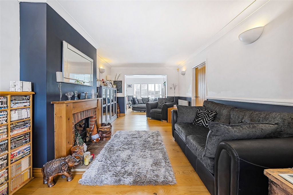 Property photo 3 of 25 Picture No. 19