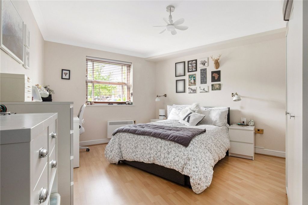 Property photo 2 of 11 Picture No. 06