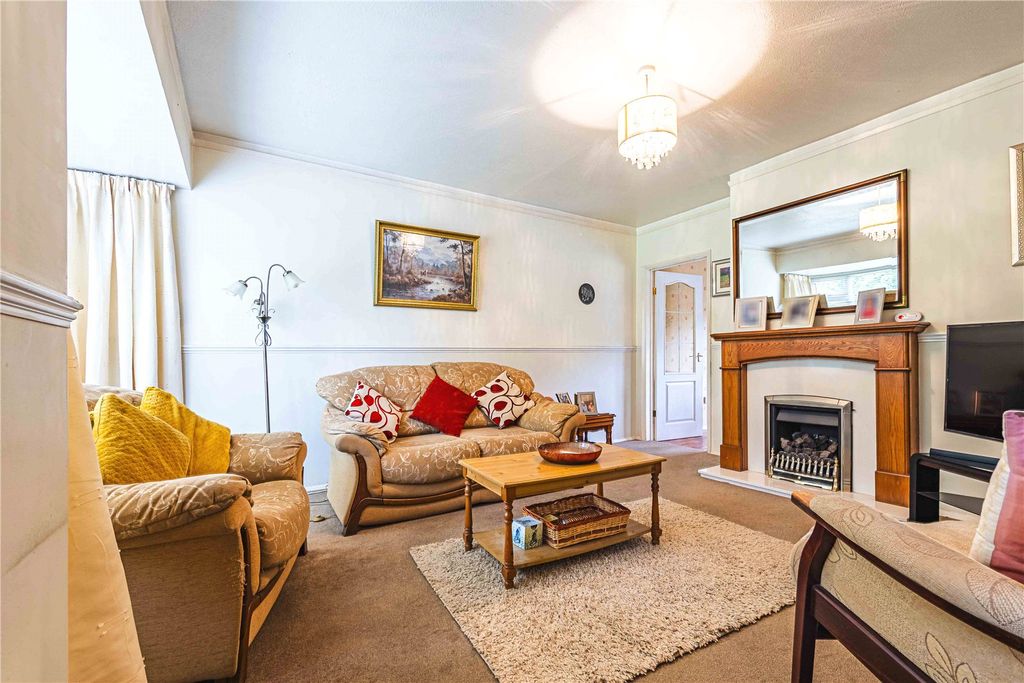 Property photo 2 of 17 Picture No. 05