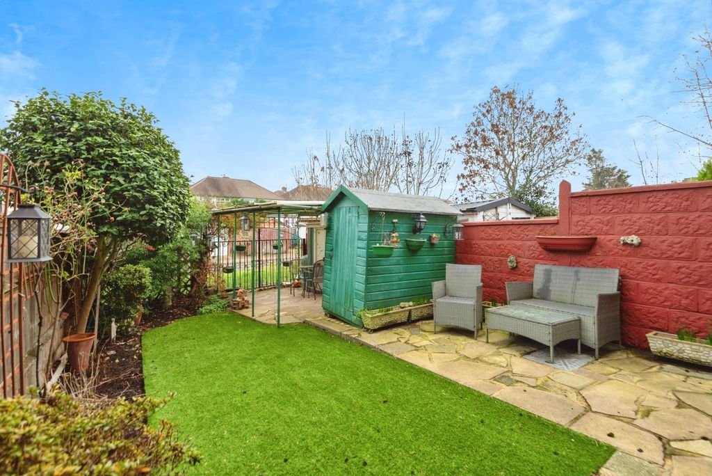 Property photo 3 of 15 Pbox-Img.Jpg