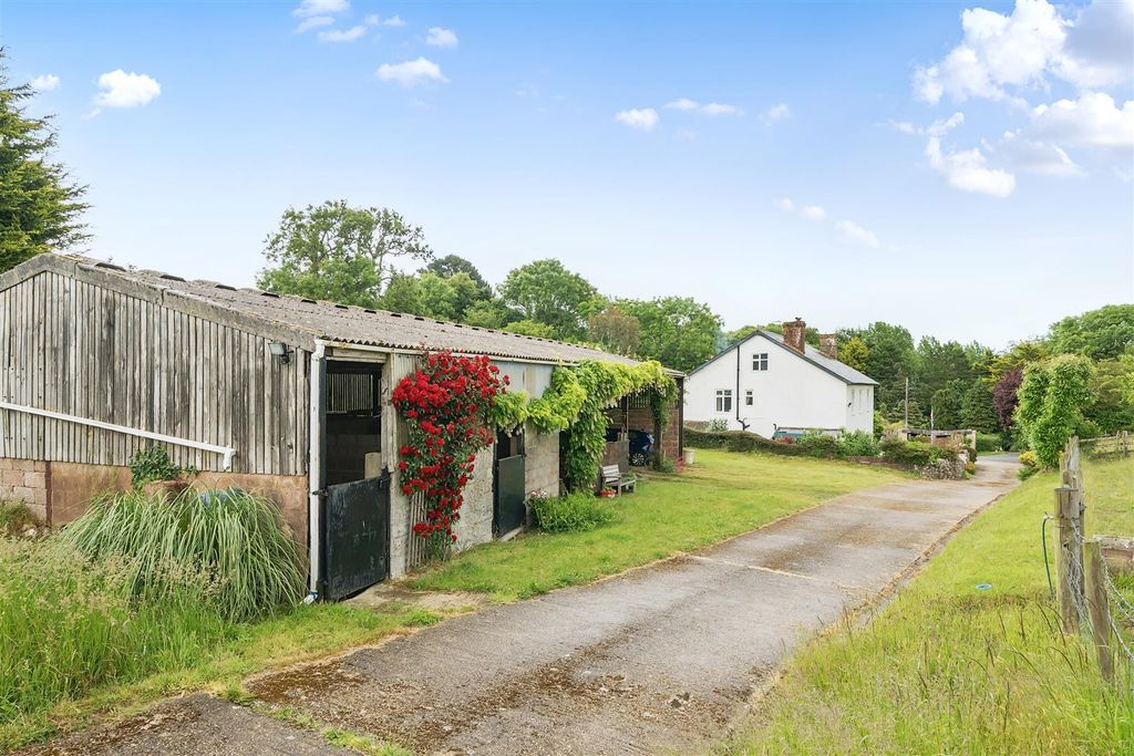 Property photo 2 of 17 Page 2 Small Bottom Left 1300646-11-68407c2561Aea-