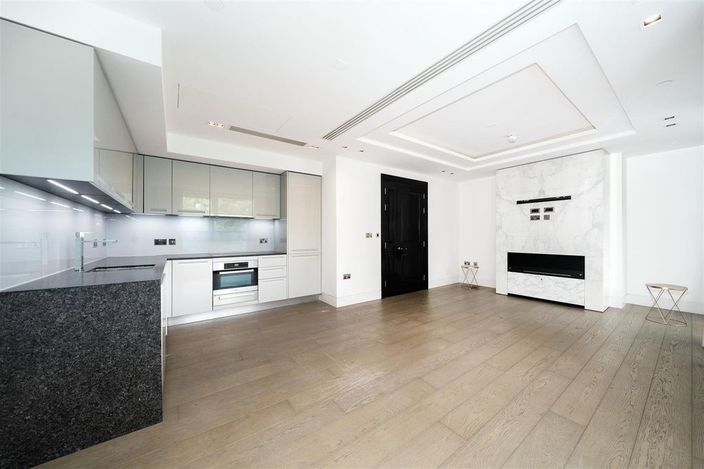 Property photo 2 of 10 P05 (38).Jpg
