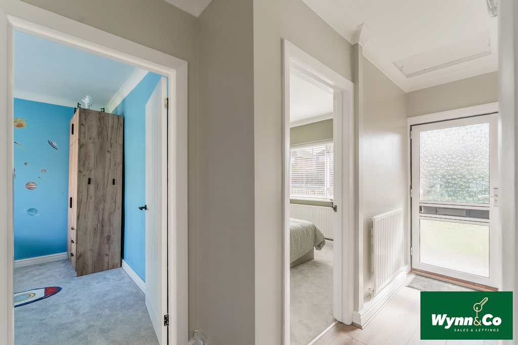 Property photo 3 of 22 Hallway