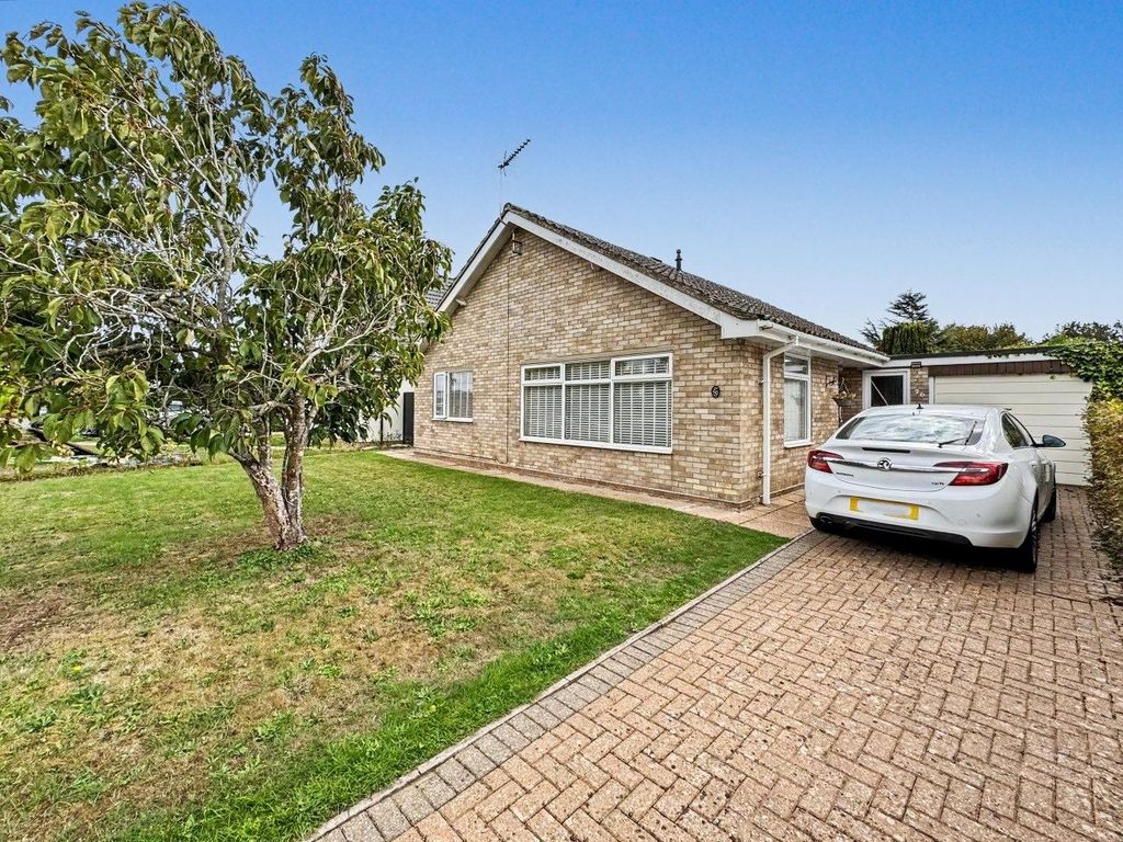 Property photo 1 of 15