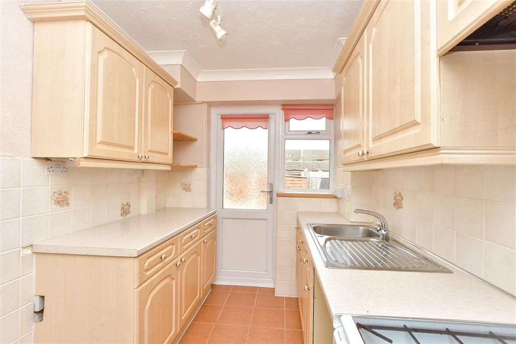 Property photo 1 of 8 Kitchen