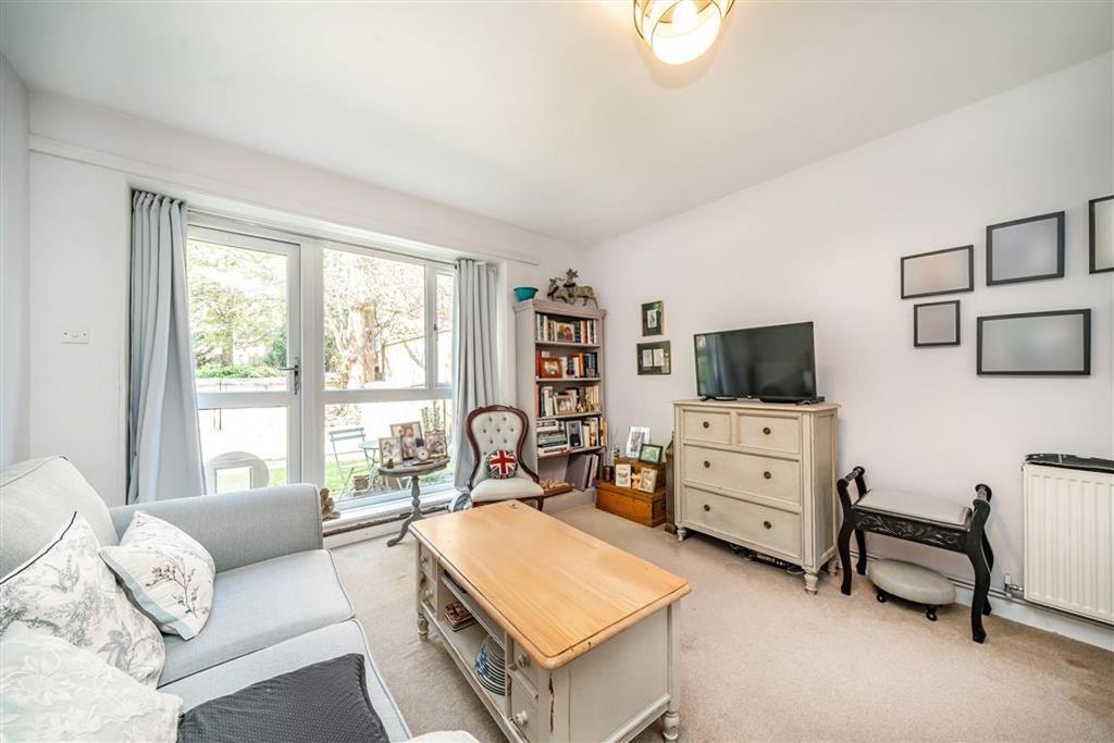 Property photo 2 of 4