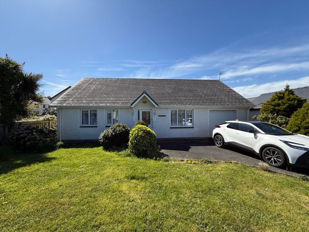Property photo 1 of 41