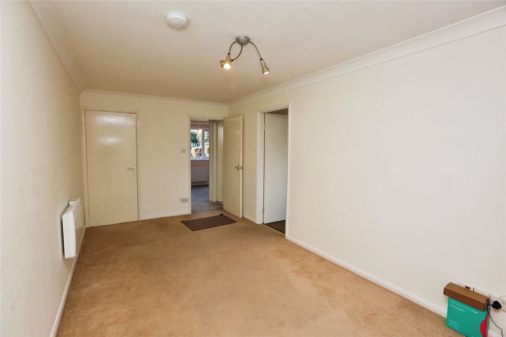 Property photo 2 of 8 Picture No. 09