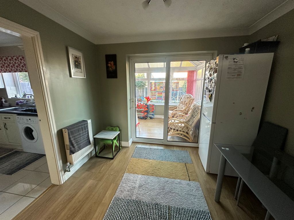 Property photo 3 of 14