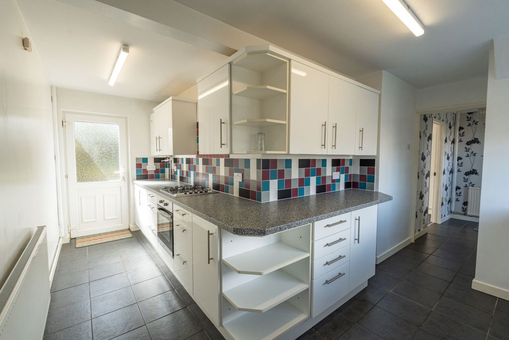 Property photo 3 of 26 Maendy Wood Rise-21