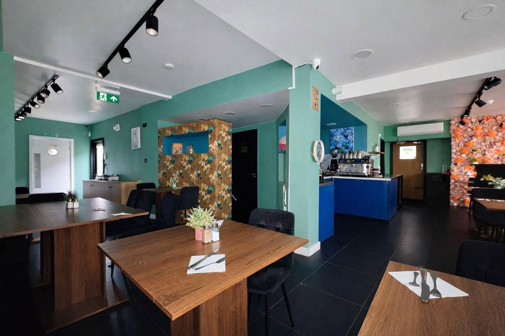 Property photo 3 of 14 Picture No. 25