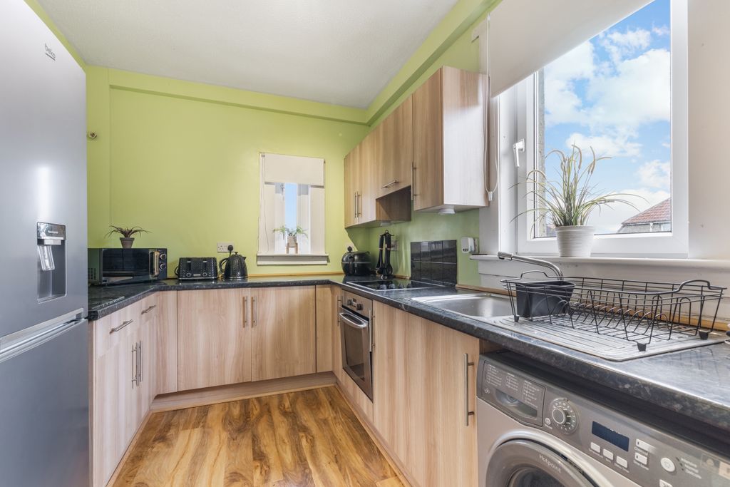 Additional image 8 of 2 bed flat for saleLaurelbank, Coatbridge ML5