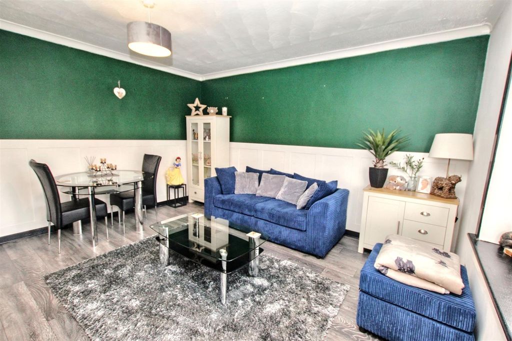 Property photo 3 of 17 3.Jpg