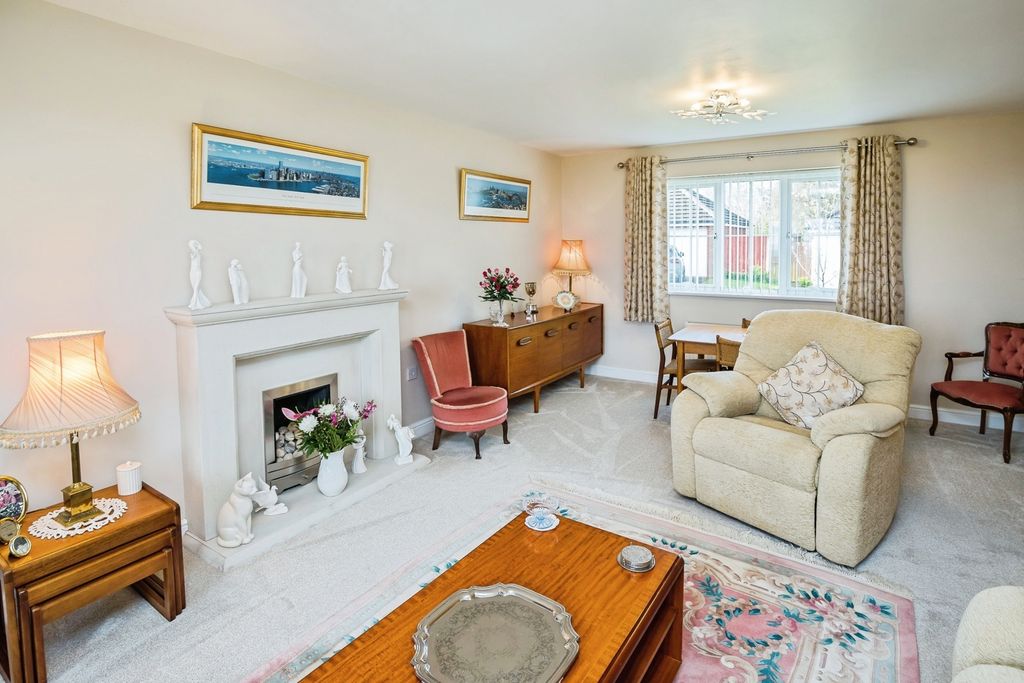 Additional image 4 of 5 bed detached house for saleLlys Y Graig, Bryn-Y-Baal, Mold, Flintshire CH7