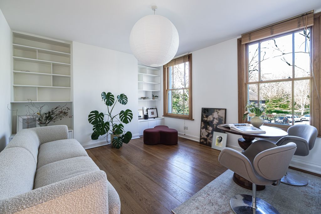 Property photo 1 of 25 Southwark-Park-Road-Fuji-128-22_55198228346_O.Jpg