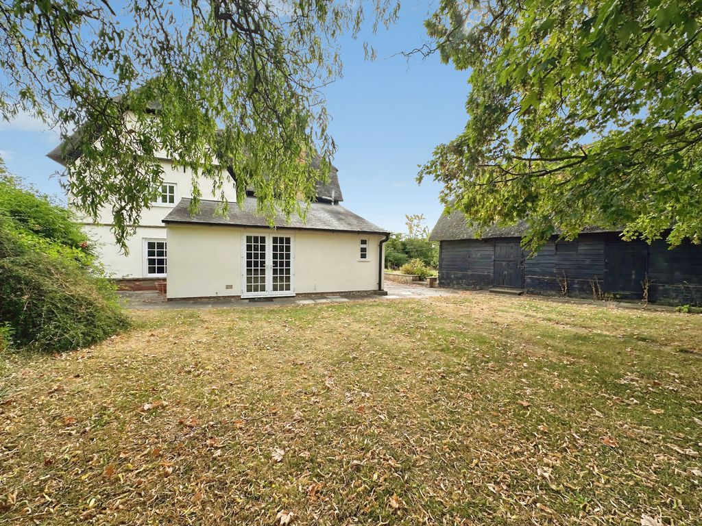 Property photo 2 of 13