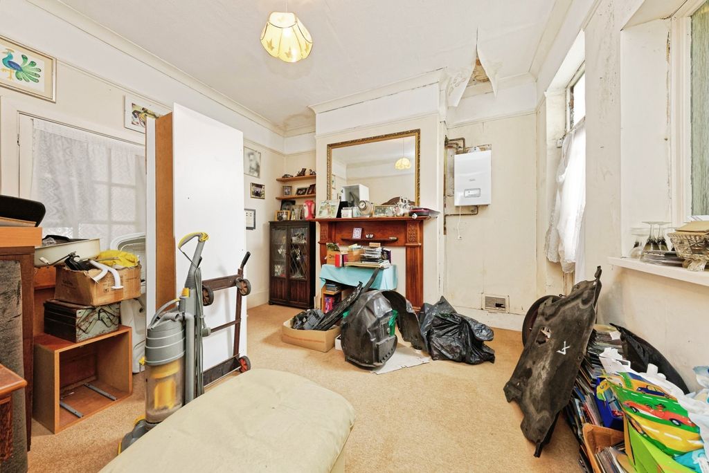 Property photo 2 of 20 Pbox-Img.Jpg