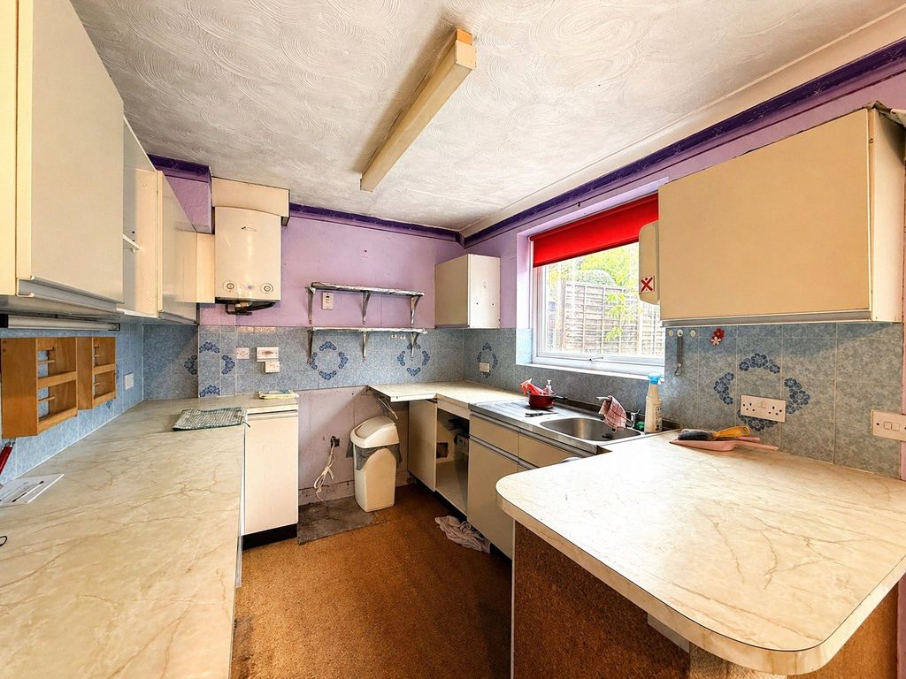 Property photo 2 of 12 Picture No. 17