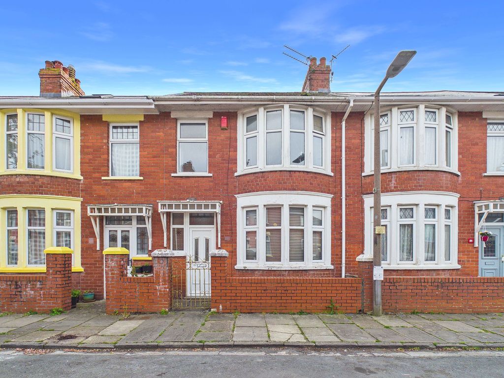 Property photo 1 of 19