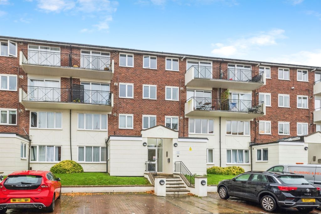 Property photo 1 of 9