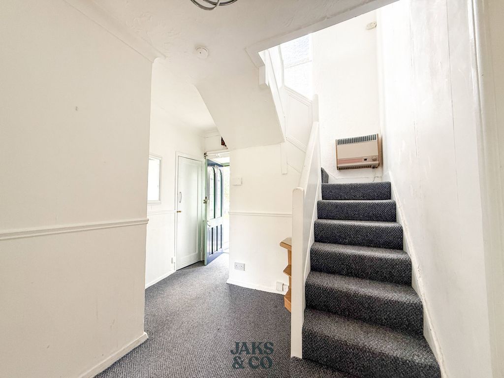 Property photo 3 of 33