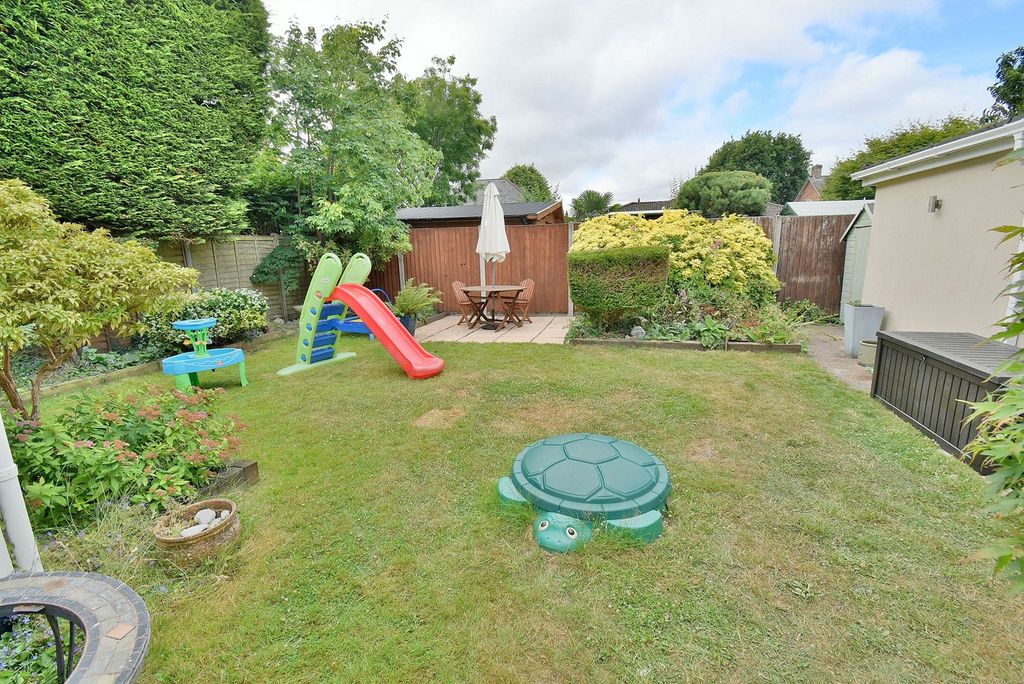 Property photo 2 of 13