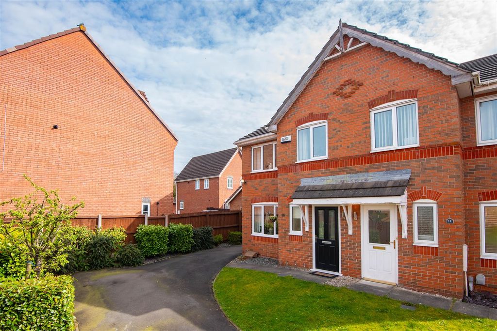 Property photo 1 of 14 Front External