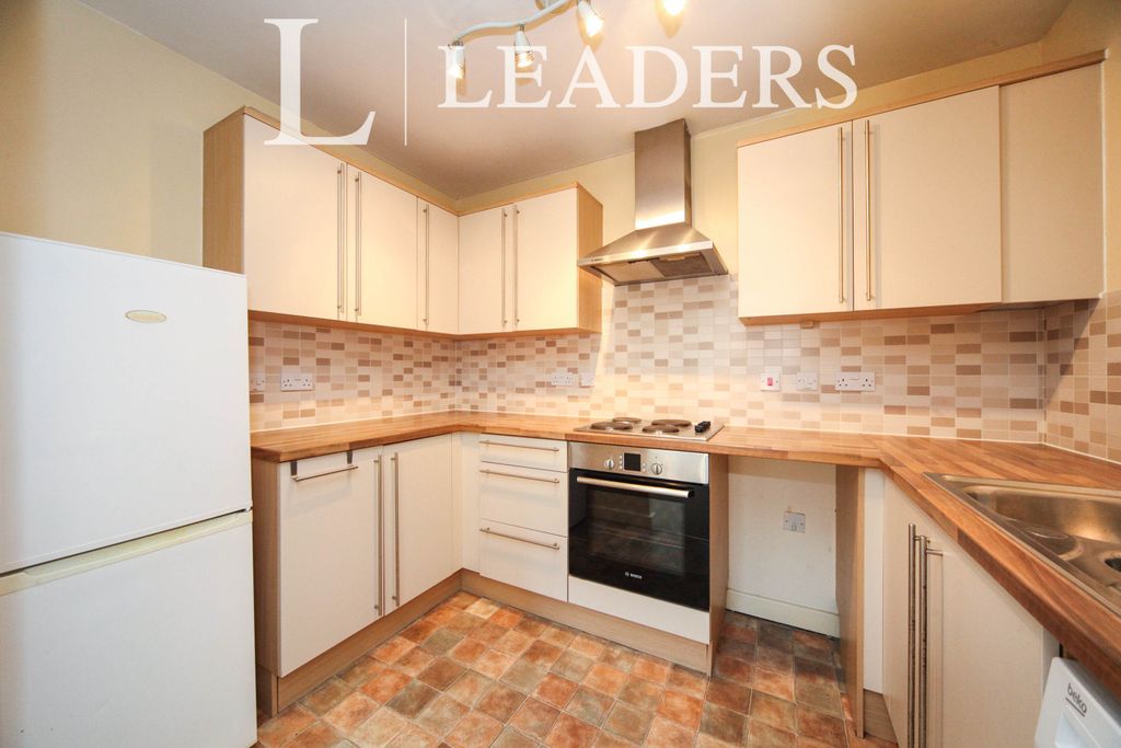 Property photo 3 of 10 Img_0999