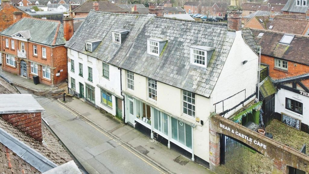 Property photo 1 of 5