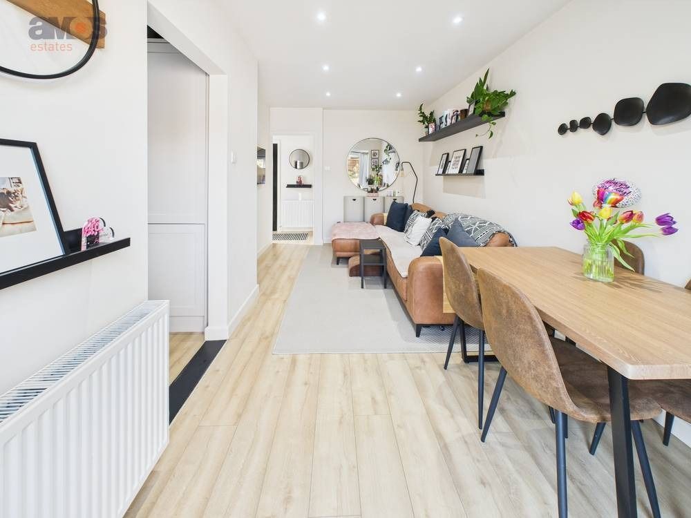 Property photo 1 of 15 4939741