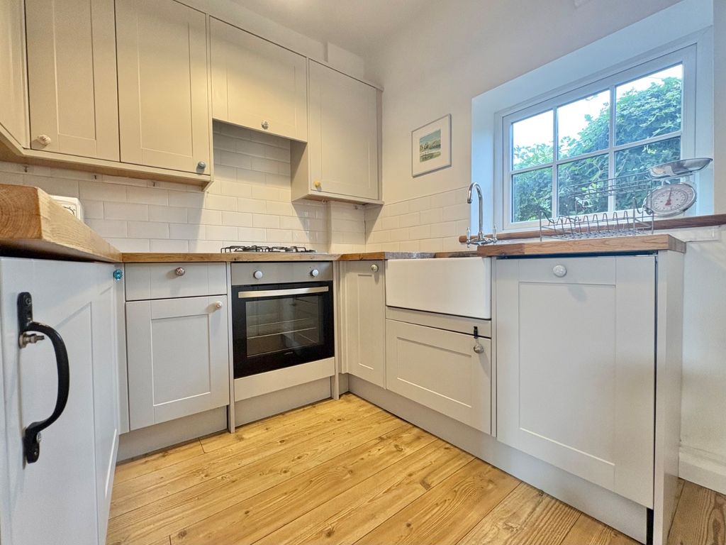 Property photo 3 of 11 Picture No. 06