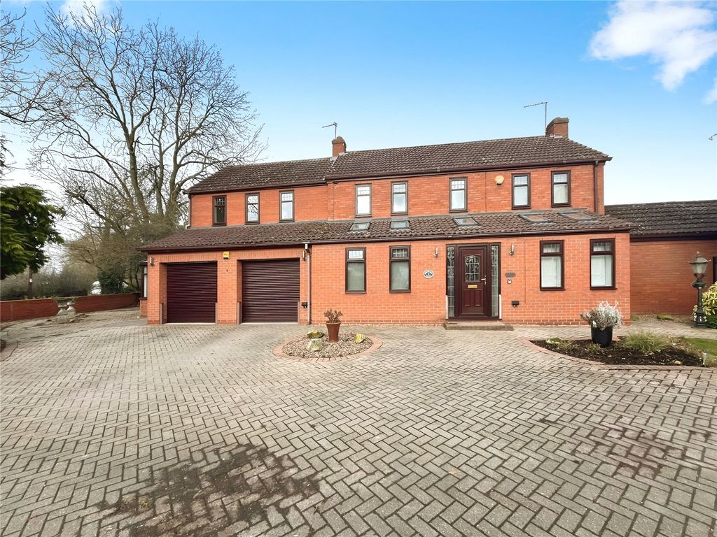 Property photo 1 of 21 Picture No. 17