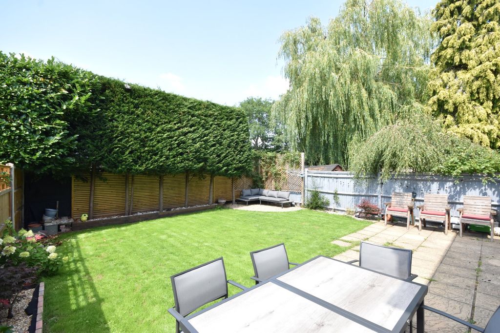 Property photo 3 of 17 Picture No. 02