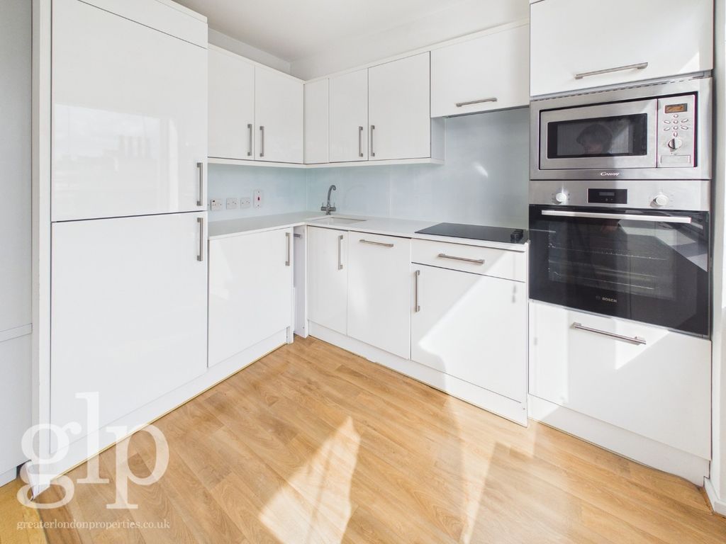 Property photo 2 of 23 5053393