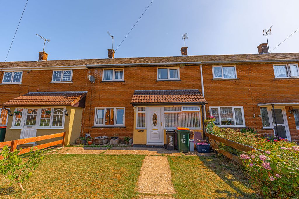 Property photo 1 of 28