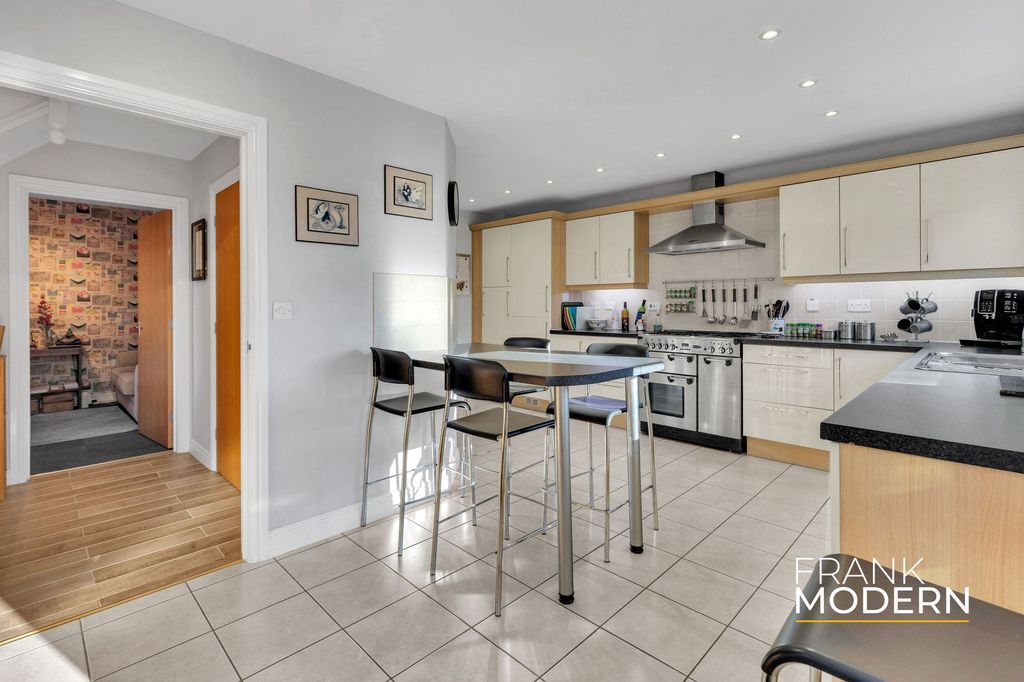 Property photo 3 of 56 Kitchen