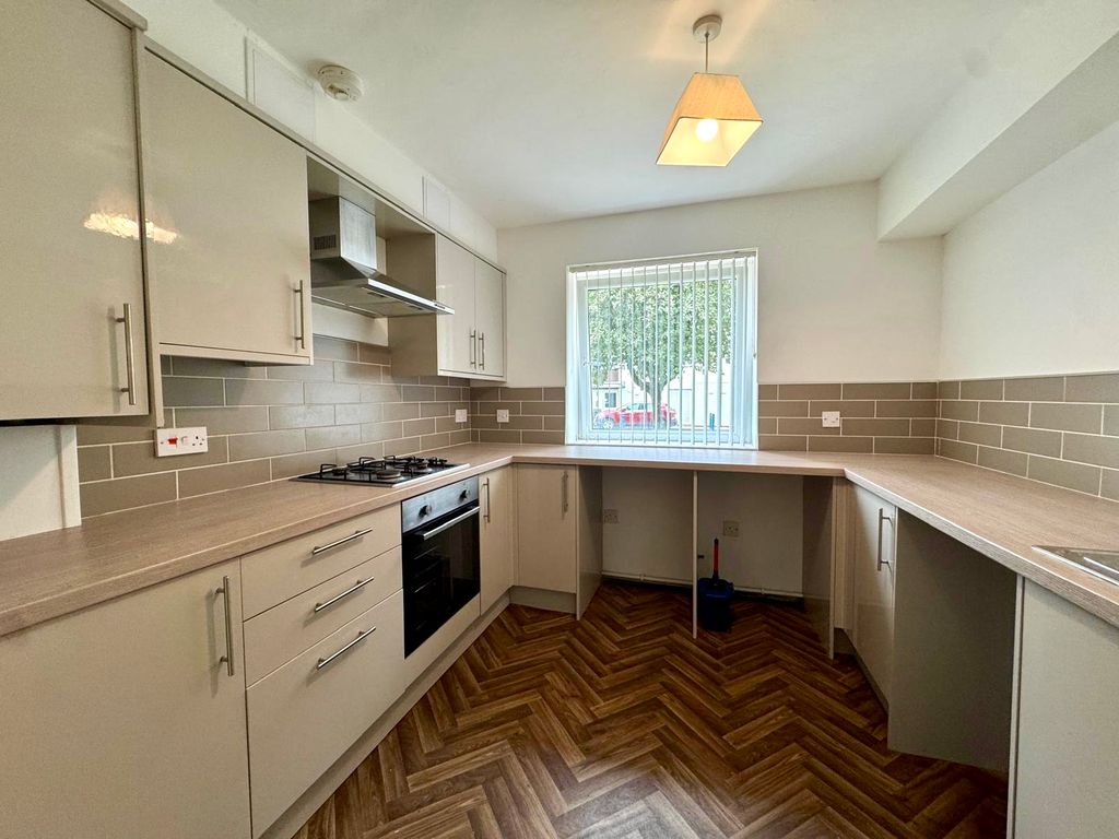 Property photo 2 of 13 ce6B1F8E-8320-48c2-Ae1c-8F24Fd0545Df.Jpeg