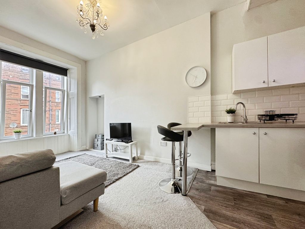 Property photo 2 of 12 Open Plan Living