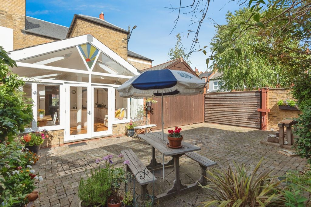 Property photo 2 of 15 Rear Garden
