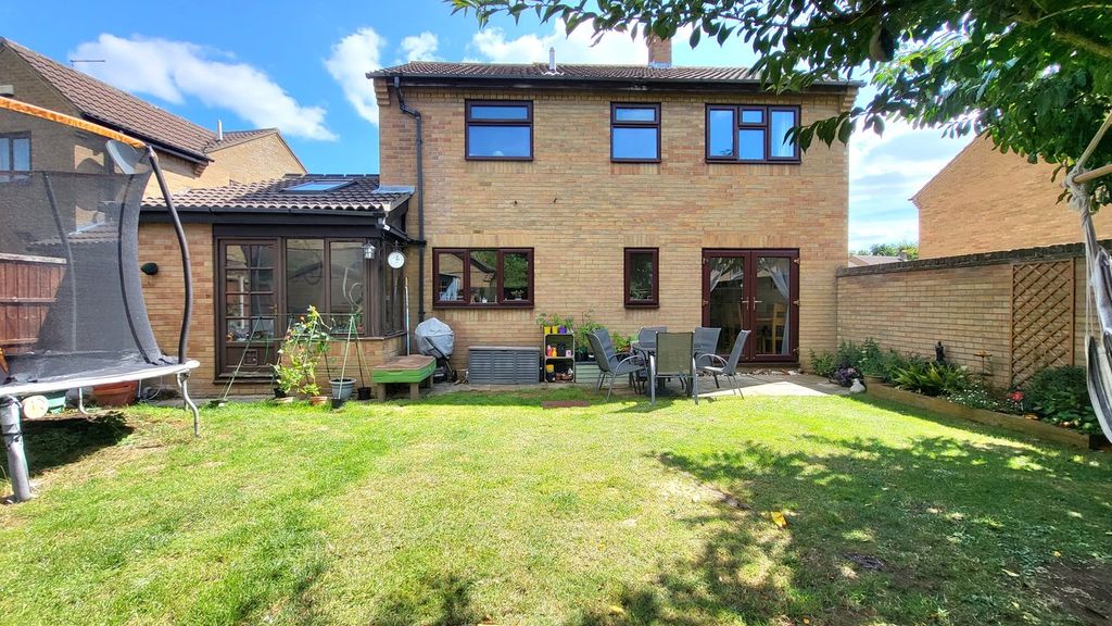 Property photo 2 of 19