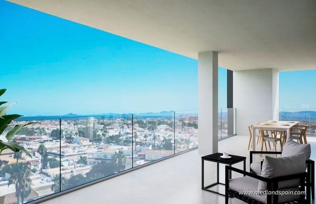 Property photo 1 of 15 Penthouse With 3 Bedrooms And Private Solarium, 1,4km From The Beach In Los Alcazares