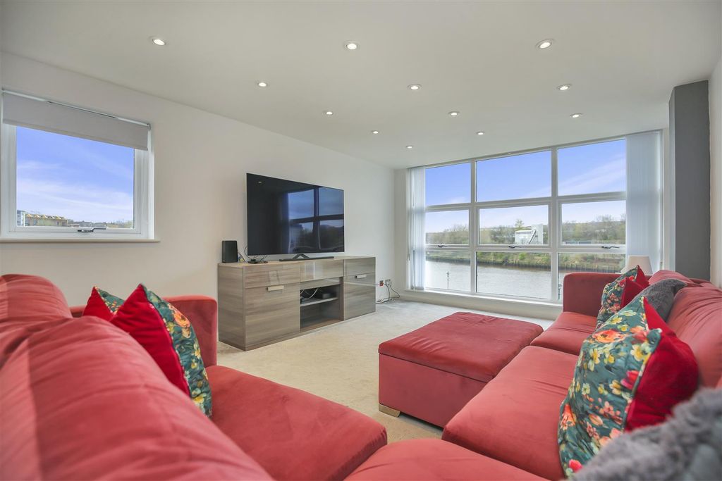 Property photo 1 of 27 Img_5191.Jpg_Enhanced.Jpg