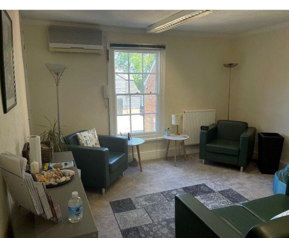 Property photo 2 of 5 12108_970x800.Jpg