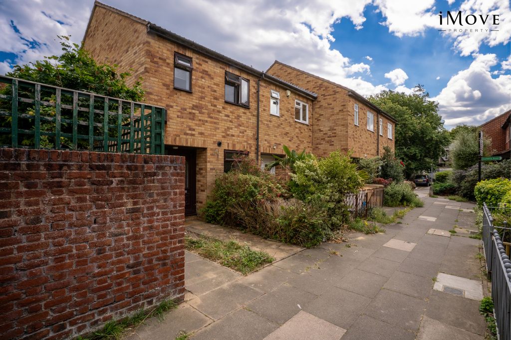 Property photo 3 of 10